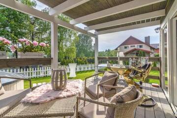 Фото номера Вилла Делюкс Лоджи Woodhouse Resort г. Dobrogoszcz 6